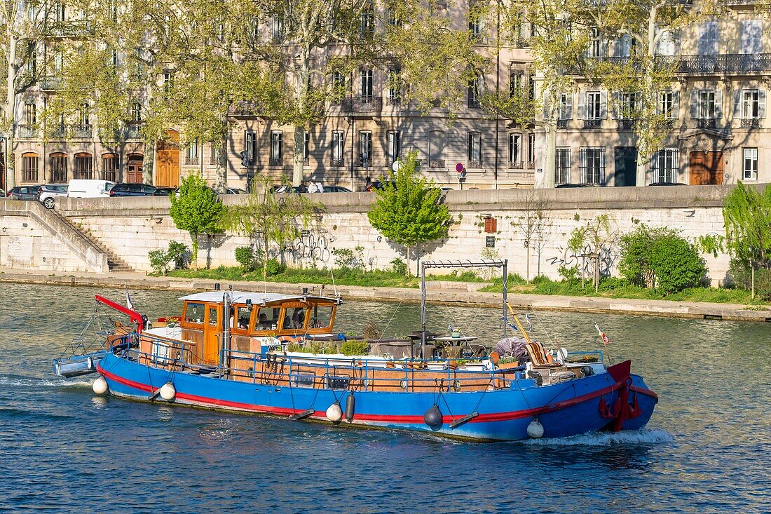 France, Rhone, Lyon, Quai du Maréchal Joffre, barge on the Saone river