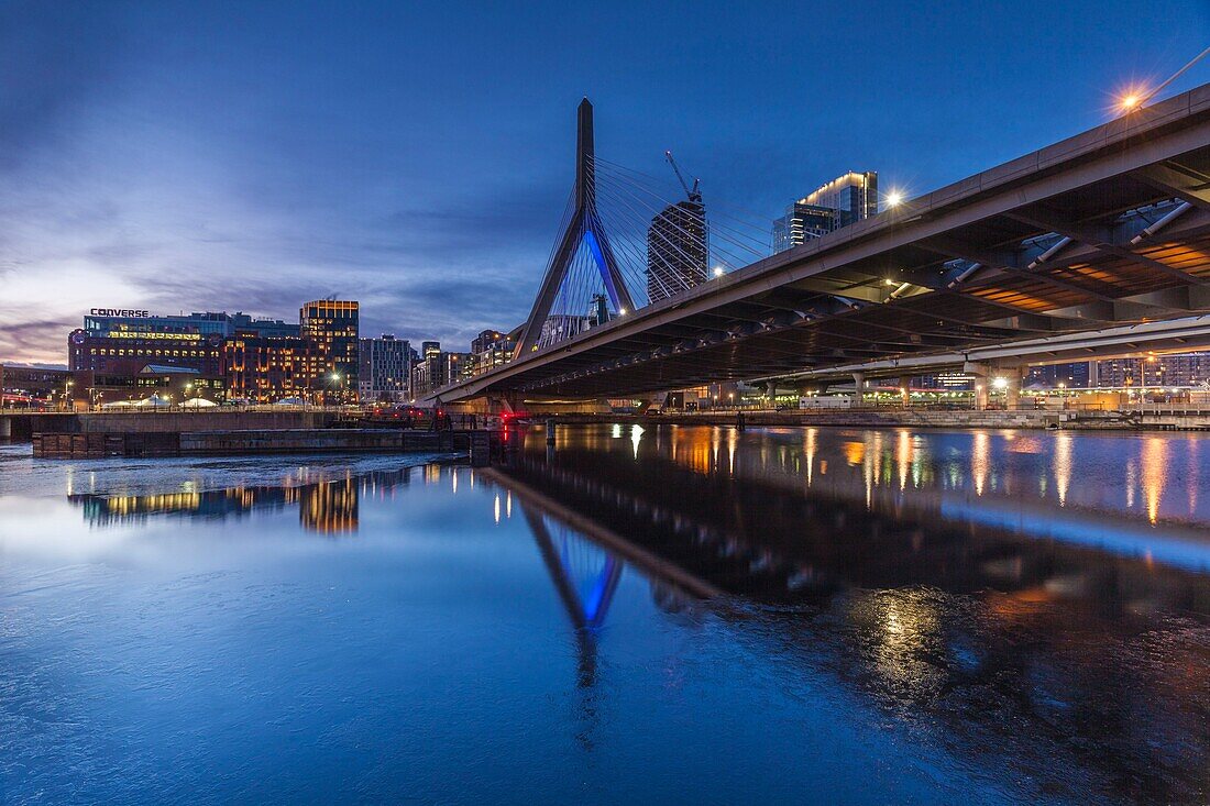 United States, New England, Massachusetts, Boston, Leonard P. Zakim Bridge, dawn