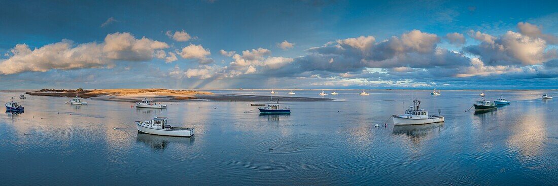 United States, New England, Massachusetts, Cape Cod, Chatham, Chatham Harbor, dusk