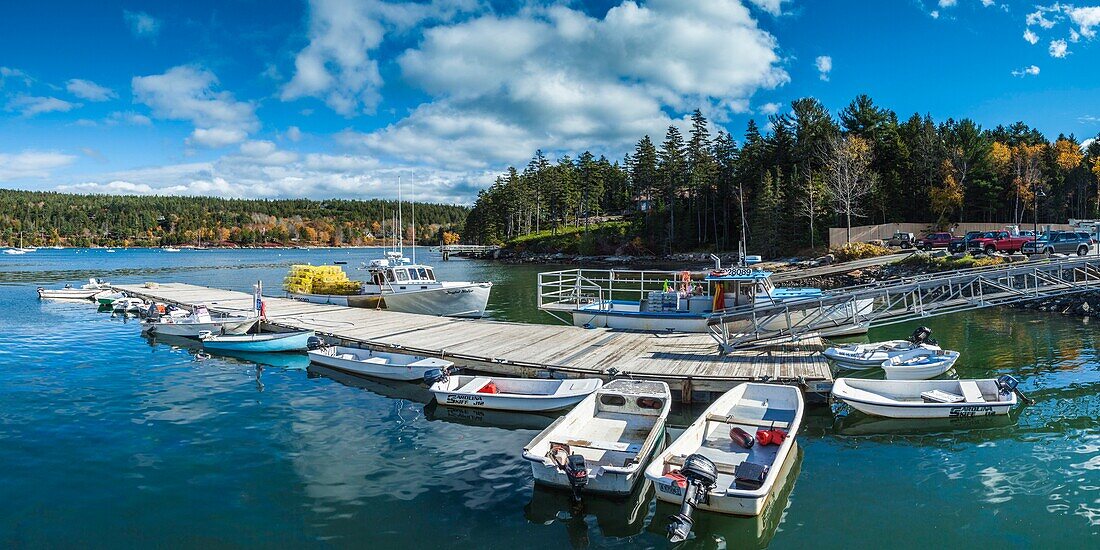 United States, Maine, Mt. Desert Island, Northeast Harbor, fishign boats, autumn