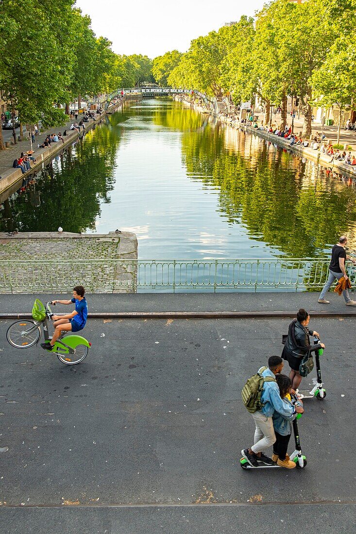 France, Paris, the Canal Saint Martin