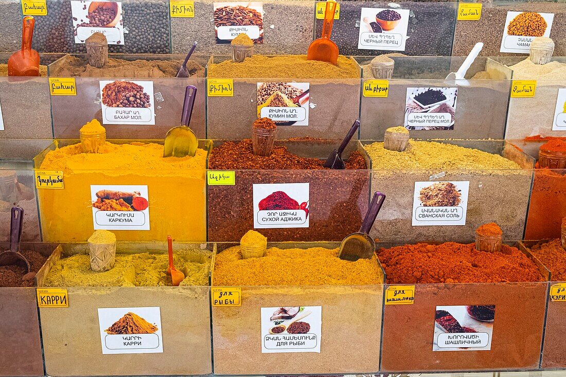 Armenia, Yerevan, GUM market, covered market of Armenian specialties, sale of spices