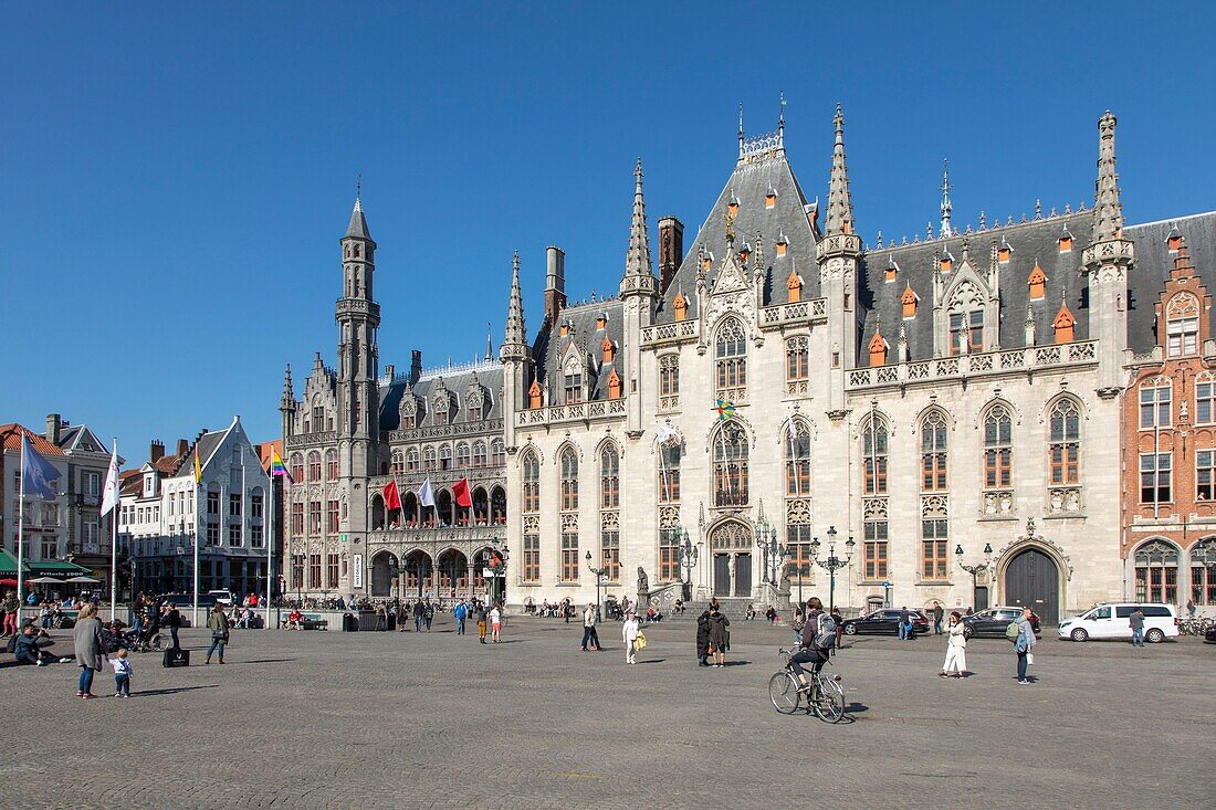 Belgien, Westflandern, Brügge, historisches Zentrum, das von der UNESCO zum Weltkulturerbe erklärt wurde, Grand Place, Provinzpalast oder Provinzpalast und Historienmuseum