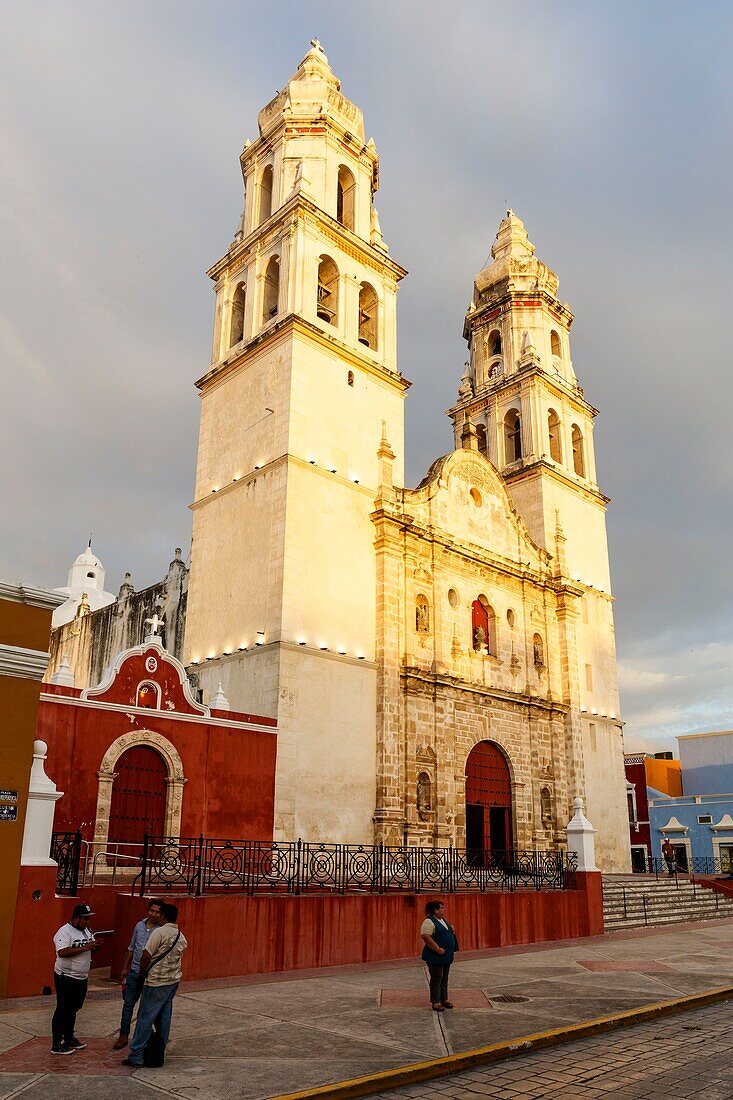 Mexiko, Bundesstaat Campeche, Campeche, von der UNESCO zum Weltkulturerbe erklärte Festungsstadt, Kirche