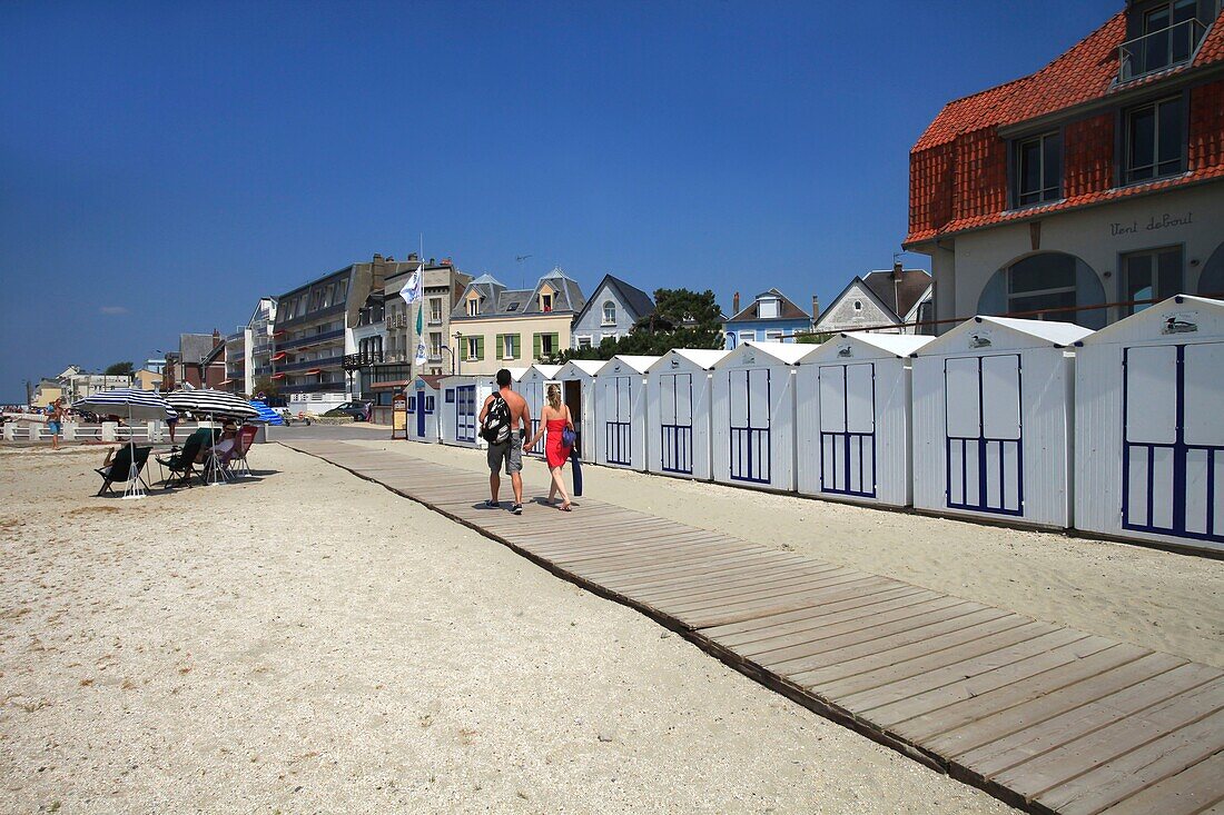 France, Somme, Le Crotoy, the beach in Baie de Somme