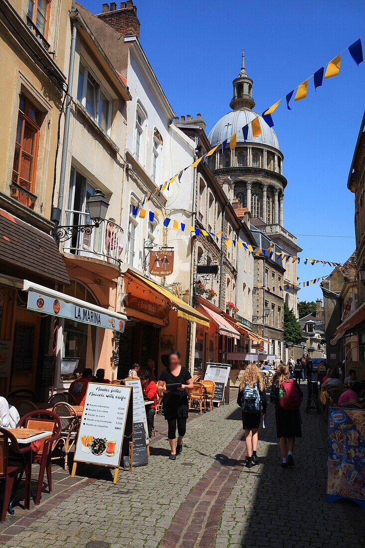 France, Pas de Calais, Boulogne sur Mer, Rue de Lille in the upper town of Boulogne sur Mer in the background, the Notre Dame de l'Immaculee Conception basilica of Boulogne sur Mer / /