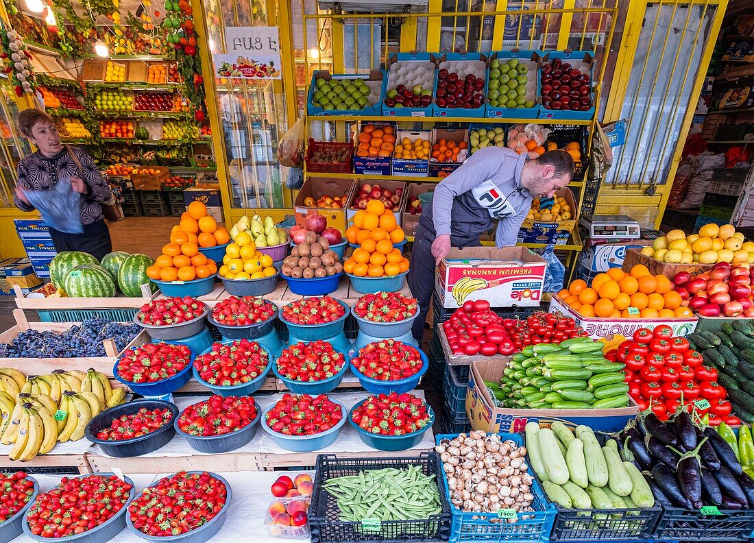 Armenia, Shirak region, Gyumri, historic district or Kumayri, the market