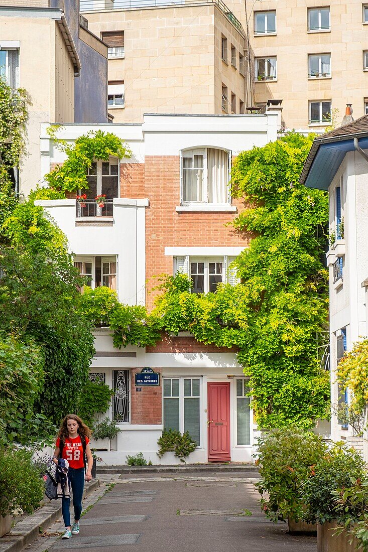 France, Paris, 14th arrondissement, the Floral City