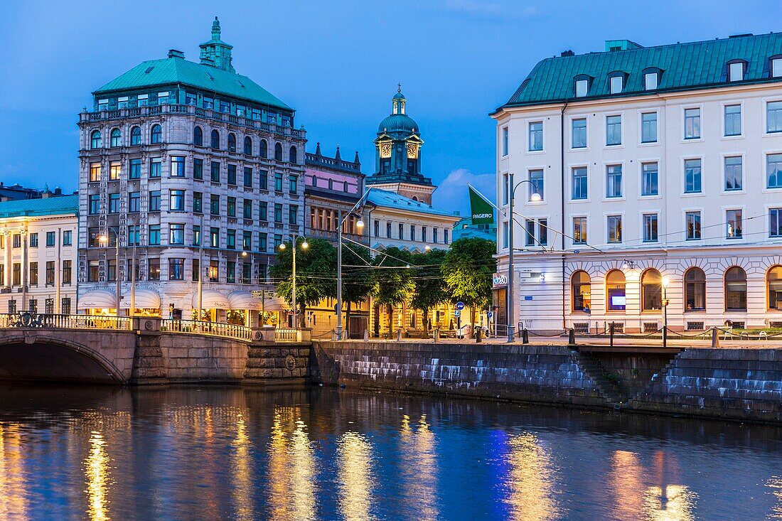 Sweden, Vastra Gotaland, Goteborg (Gothenburg), Hamm-Kanalen with a view of the bell tower of Gothenburg Cathedral