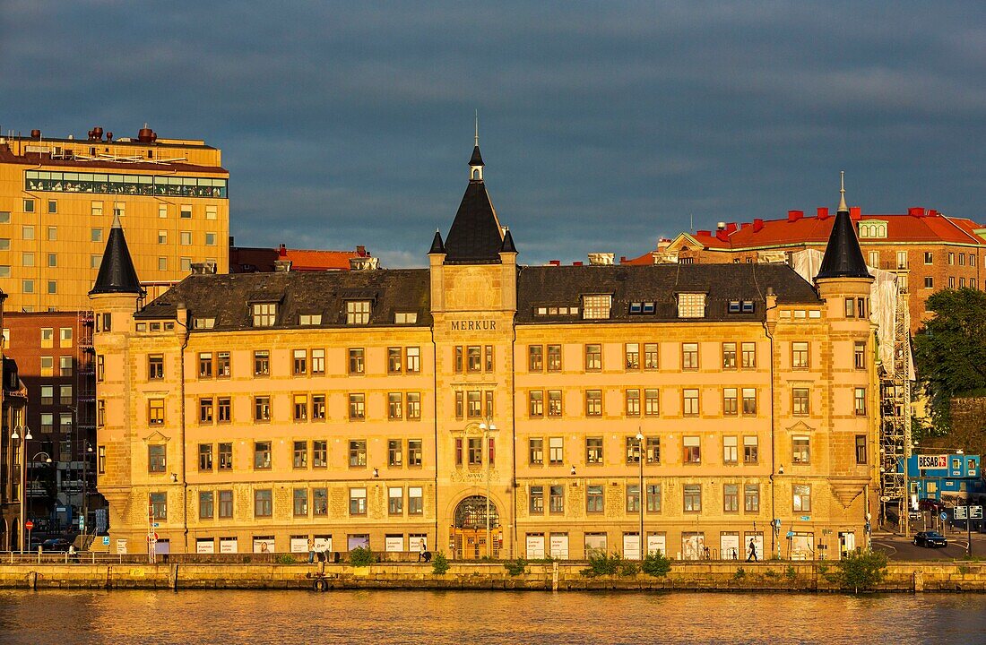 Schweden, Vastra Gotaland, Göteborg (Göteborg), Affarshuset Merkur ist das älteste erhaltene Haus auf Skeppsbron