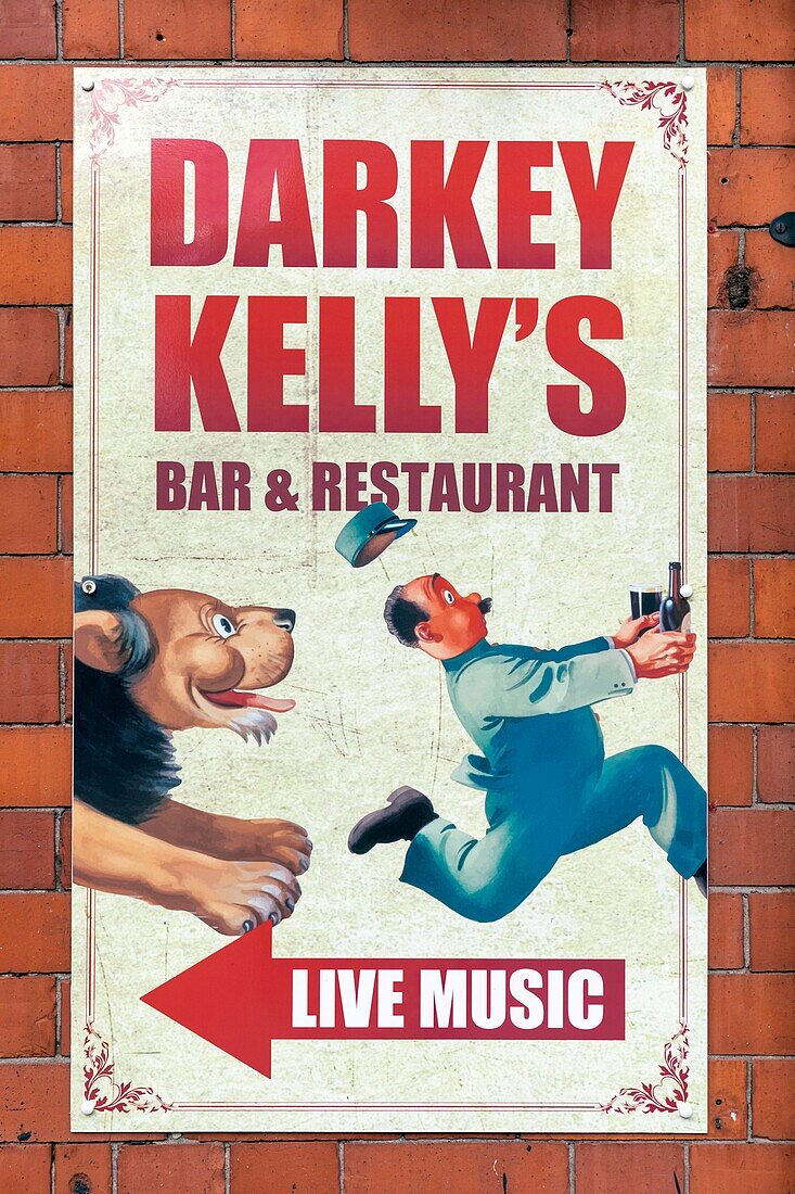 Ireland, Dublin, Fishamble Street, Darkey Kelly's Bar and Restaurant is one of the best-known pubs for Irish traditional music