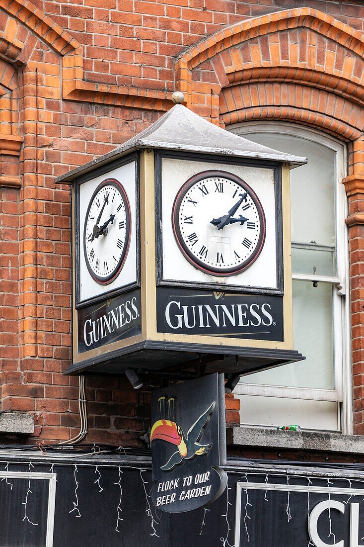 Ireland, Dublin, Guinness clock of a pub in the city