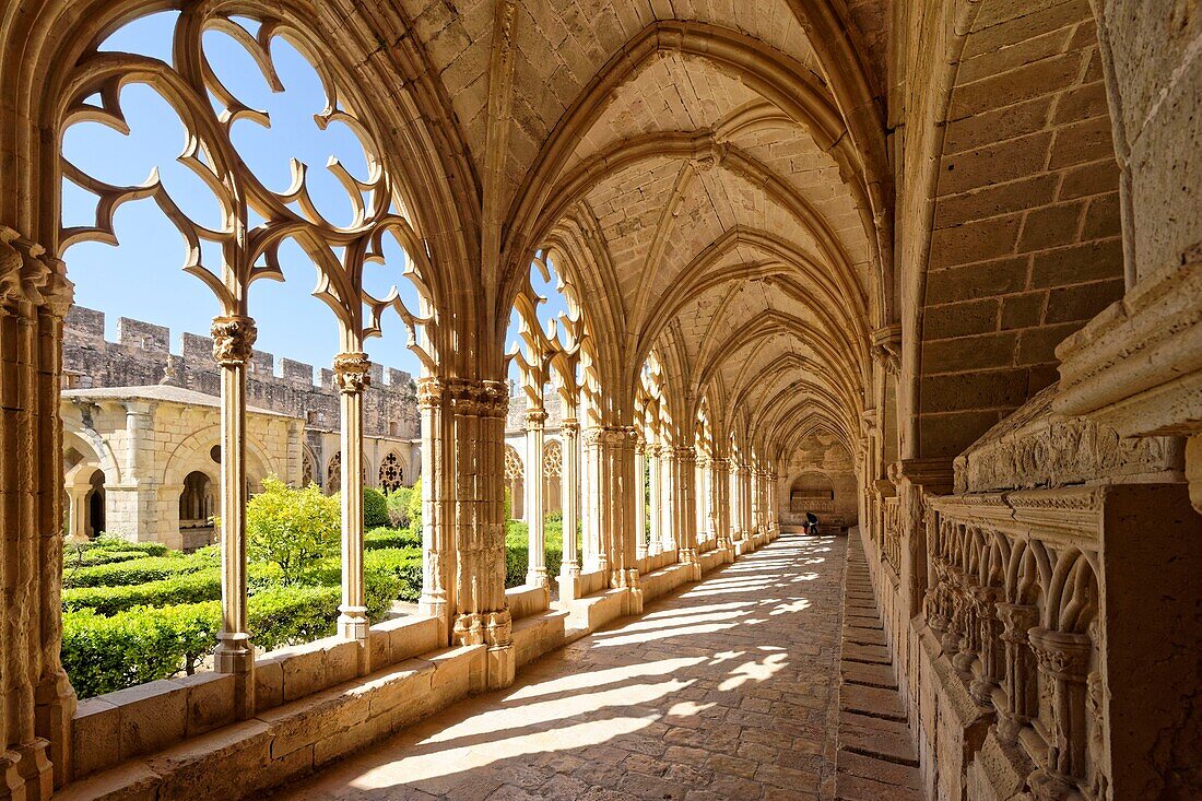 Spain, Catalonia, Tarragona Province, Alt Camp comarca, La ruta del Cister, Aiguamurcia, monastery of Santes Creus, the cloister