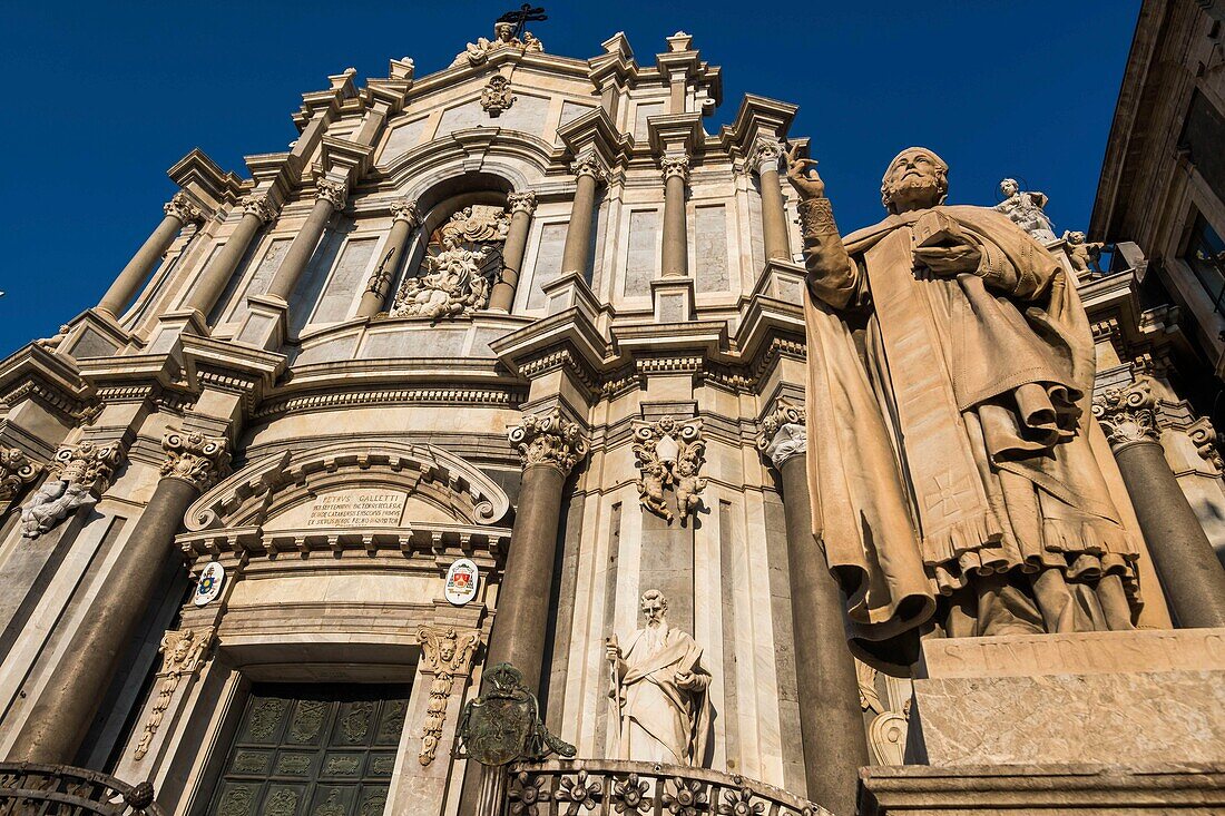 Italy, Sicily, Catane, Piazza del Duomo, Sant'Agata cathedral, of baroque style