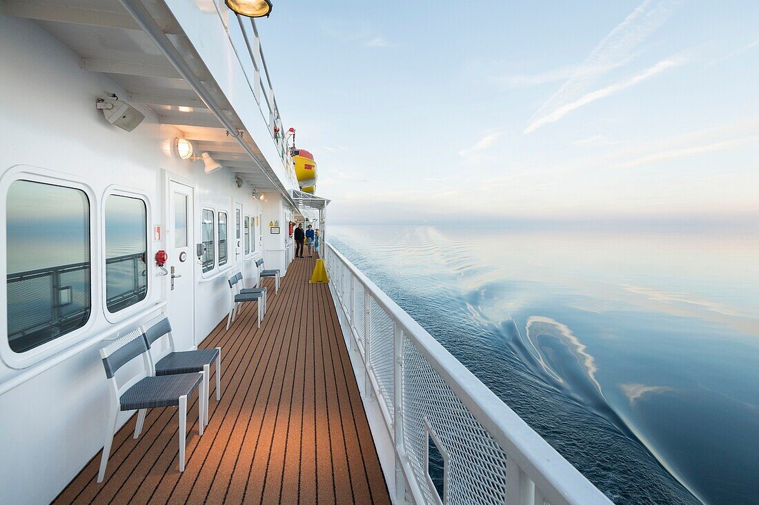 Canada, Ontario, Toronto, Lake Ontario Cruise on Victory 2, sunset from deck