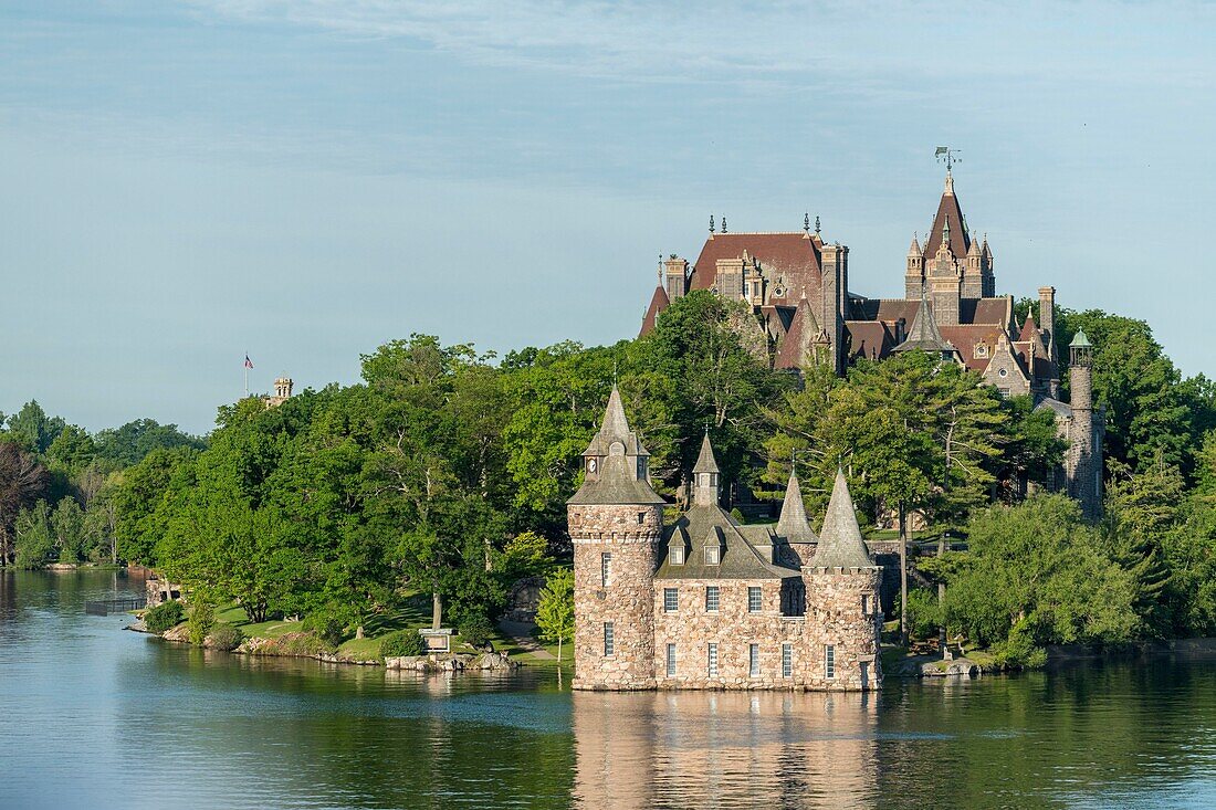 United States, New York State, Alexandria Bay, Heart Island and Boldt Castle on the St. Lawrence River in the Thousand Islands