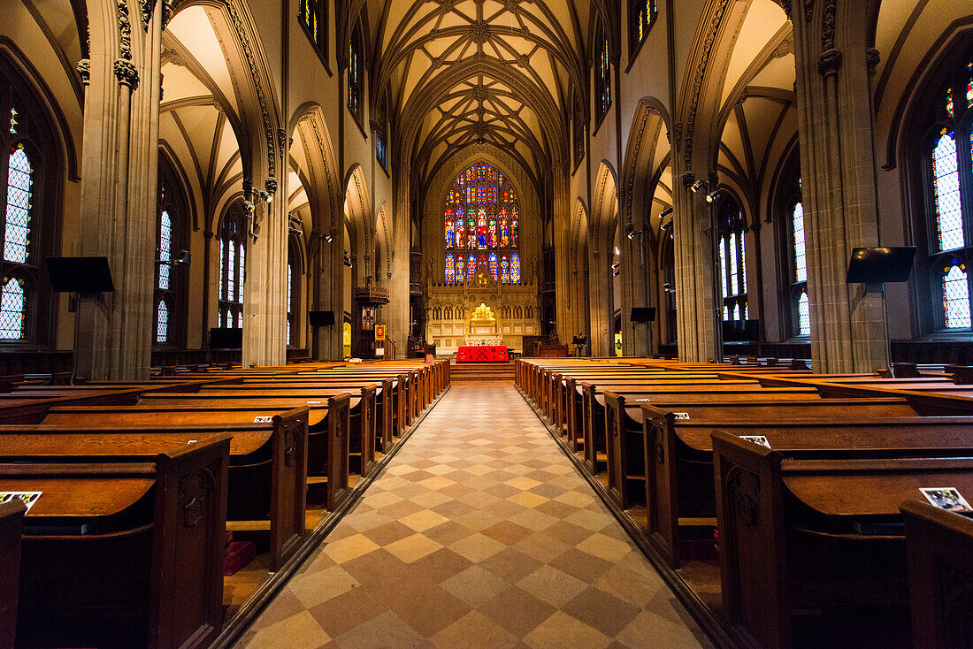 New York City, USA. Innenraum der Episcopla Church in der Wall Street, Downtown Manhattan.