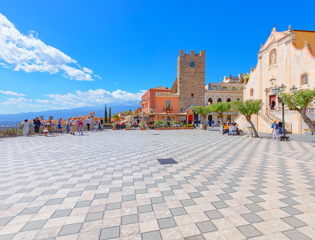 Piazza IX Aprile, Taormina, Sizilien, Italien, Mittelmeer, Europa