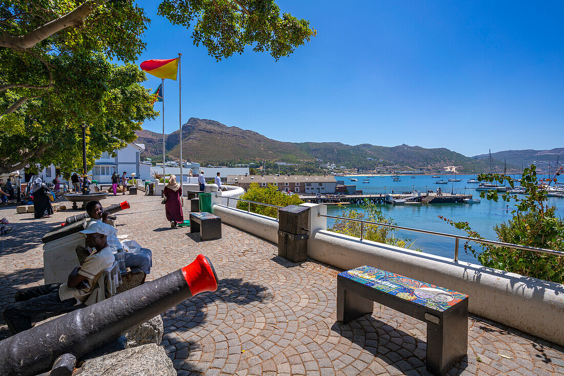 View of cannons overlooking marina in Jubilee Square, Simon's Town, Cape Town, Western Cape, South Africa, Africa