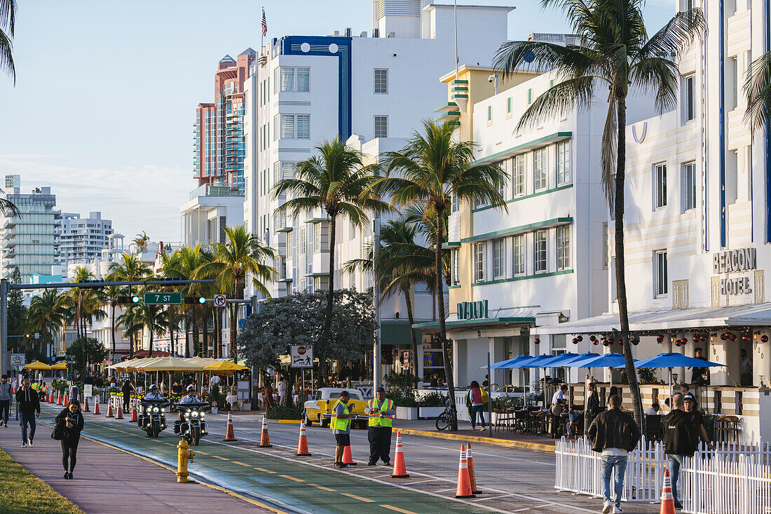 Ocean Drive, South Beach, Miami, Dade County, Florida, Vereinigte Staaten von Amerika, Nordamerika