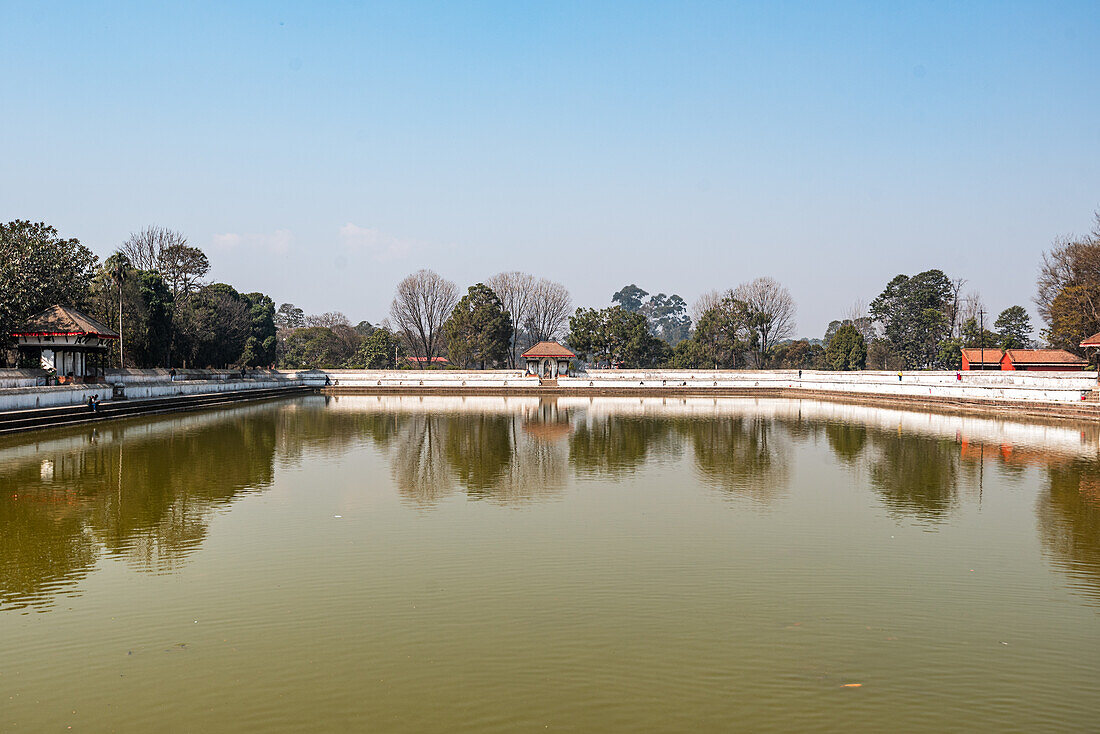 Siddha Pokhari (Ta Pukhu), Bhaktapur, Kathmandu, Nepal, Asia