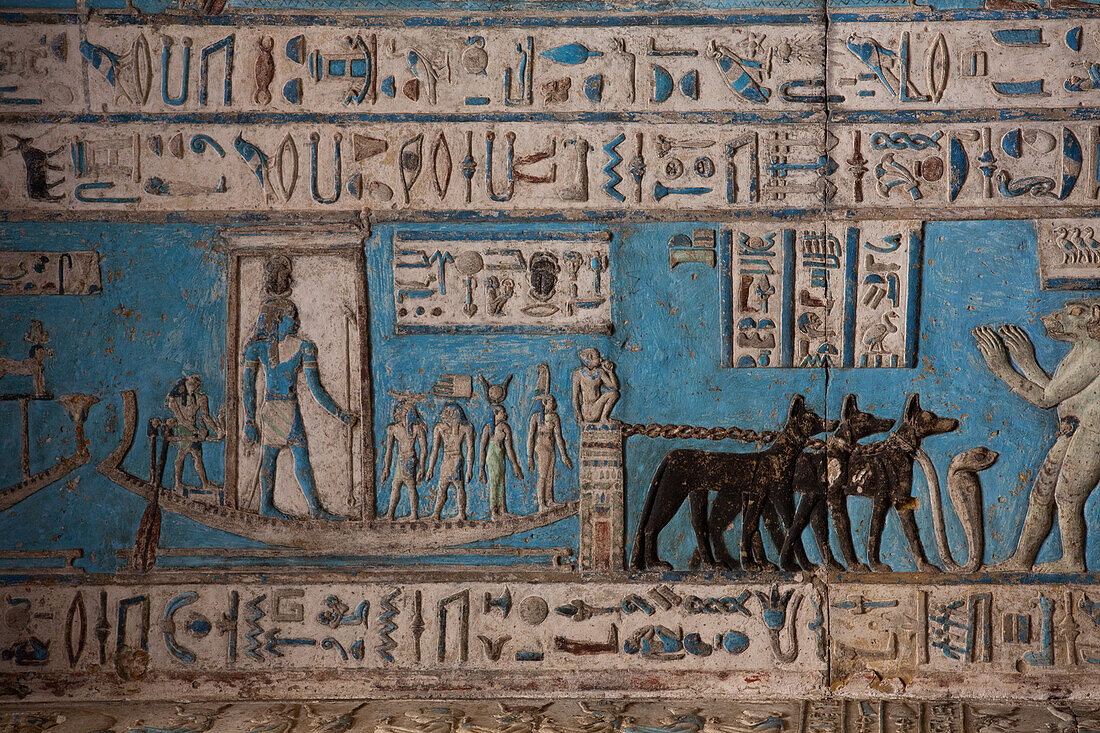 Deckenreliefs, Vestibül, Tempel der Hathor, Dendera, Qena, Ägypten, Nordafrika, Afrika