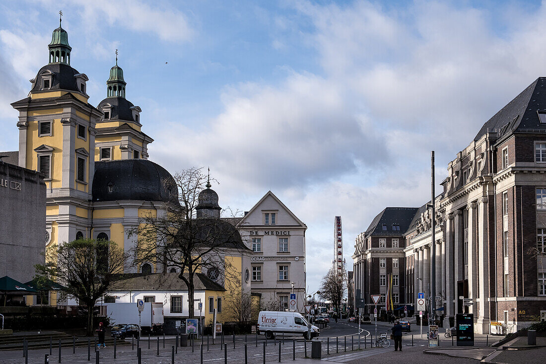 Stadtbild von Düsseldorf, aus der Kunstsammlung Nordrhein-Westfalen, der Kunstsammlung des deutschen Bundeslandes Nordrhein-Westfalen, Düsseldorf, Nordrhein-Westfalen, Deutschland, Europa