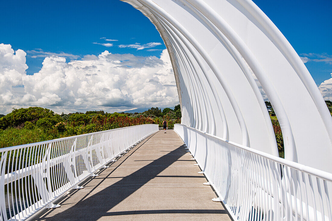 Einzigartige Architektur der Te Rewa Rewa-Brücke in New Plymouth, Nordinsel, Neuseeland, Pazifik