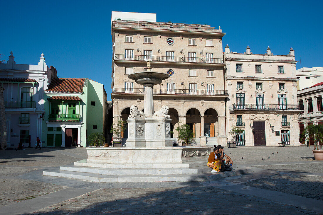 Plaza de San Francisco, UNESCO World Heritage Site, Havana, Cuba, West Indies, Caribbean, Central America