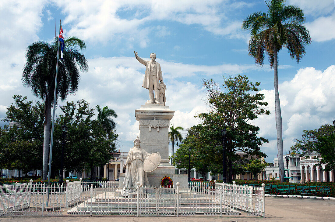 Denkmal für Jose Marti, Cienfuegos, UNESCO-Weltkulturerbe, Kuba, Westindien, Karibik, Mittelamerika