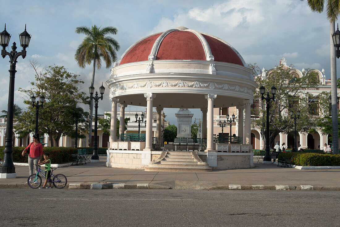 City Centre, Cienfuegos, Cuba, West Indies, Caribbean, Central America