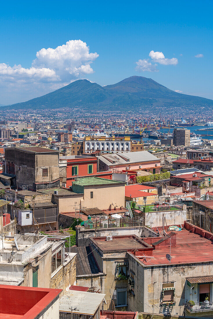 Elevated view of Naples and Mount Vesuvius in the background, Naples, Campania, Italy, Europe