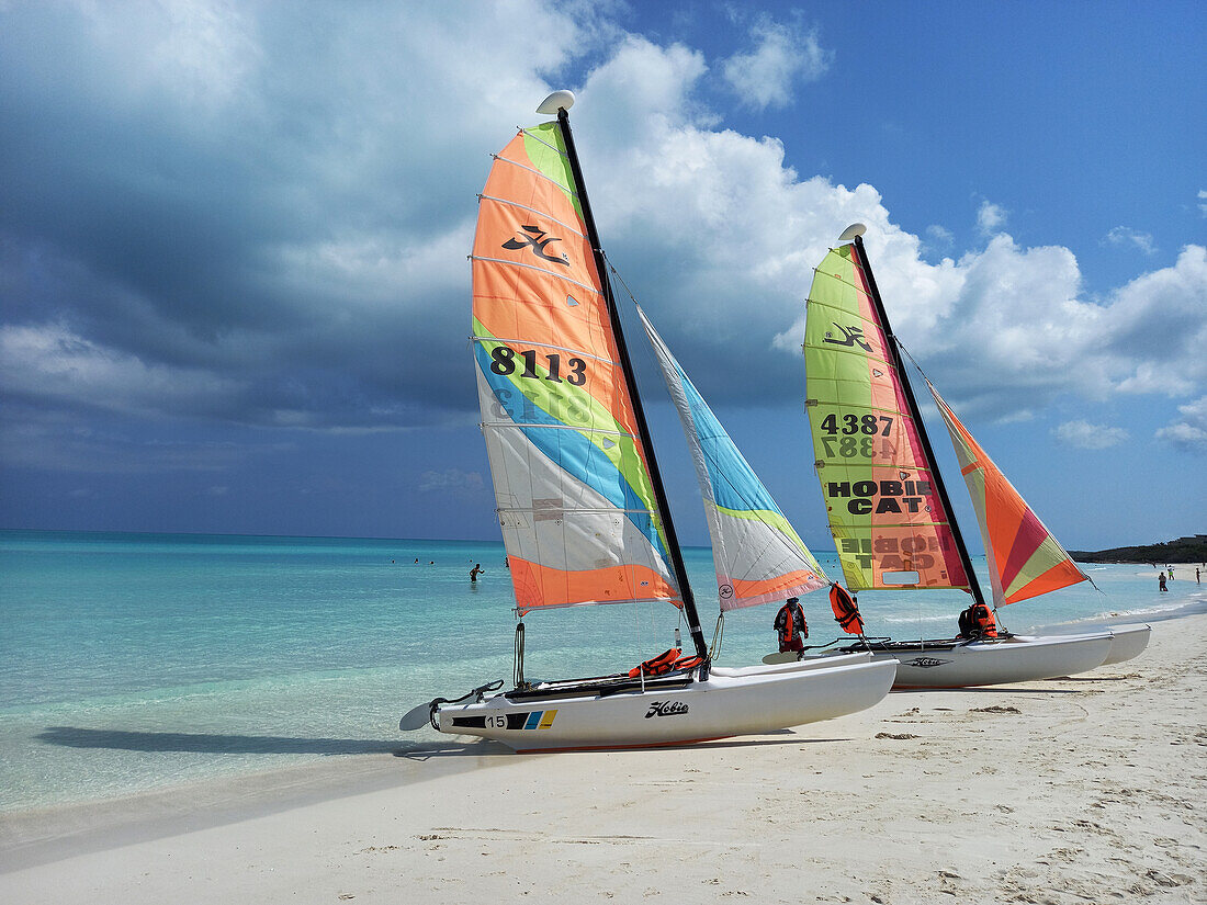 Landstreicher am Strand, Cayo Santa Maria, Kuba, Westindische Inseln, Karibik, Mittelamerika