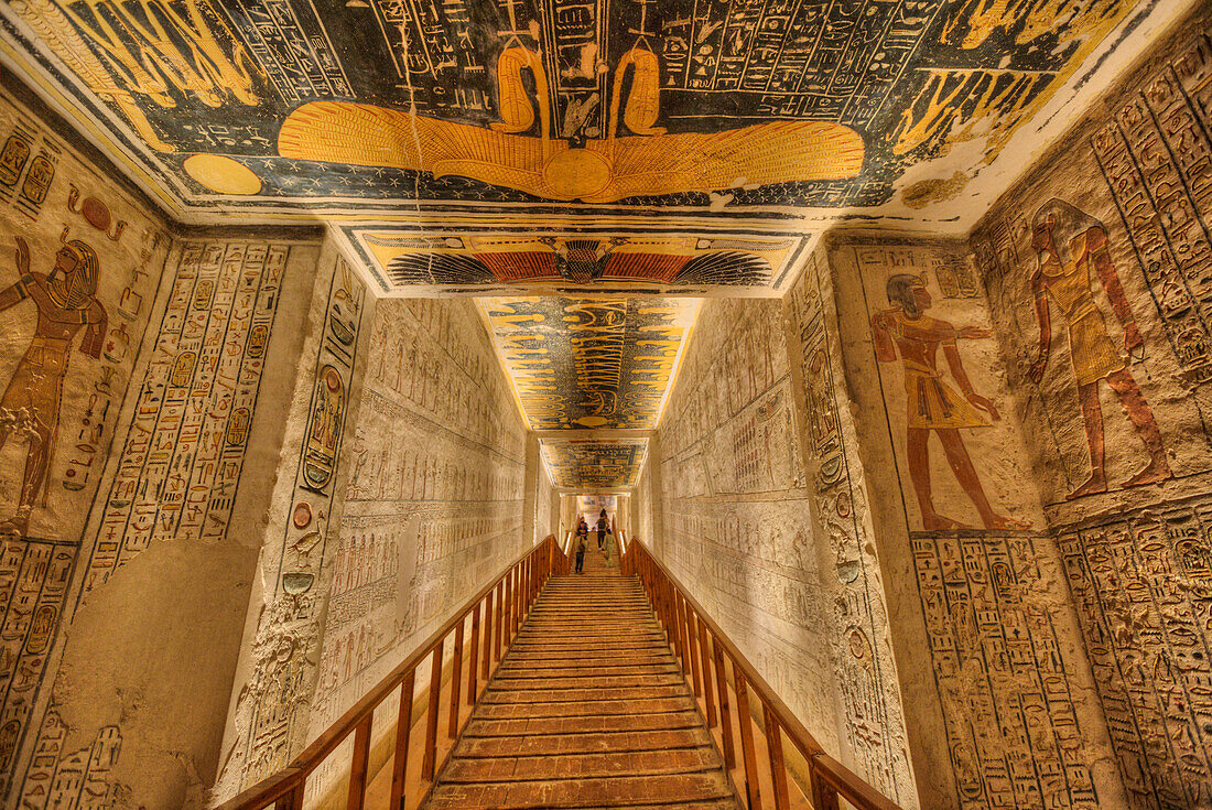 Ceiling Reliefs with descending Corridor Steps, Tomb of Rameses V and VI, KV9, Valley of the Kings, Ancient Thebes, UNESCO World Heritage Site, Luxor, Egypt, North Africa, Africa