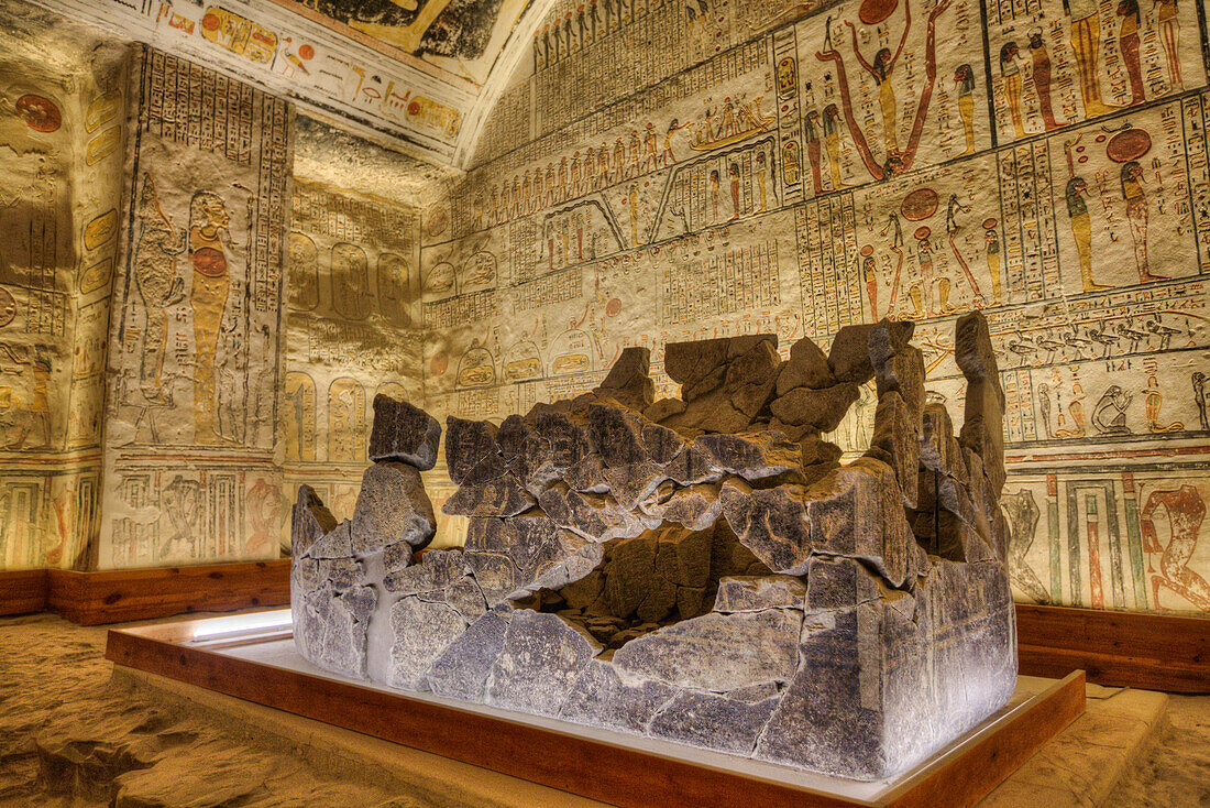 Sarcophagus, Burial Chamber, Tomb of Rameses V and VI, KV9, Valley of the Kings, Ancient Thebes, UNESCO World Heritage Site, Luxor, Egypt, North Africa, Africa