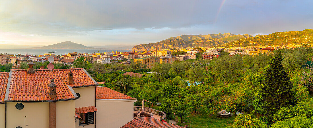 Panoramic view of Sorrento, Mount Vesuvius and Bay of Naples, Sorrento, Campania, Italy, Mediterranean, Europe