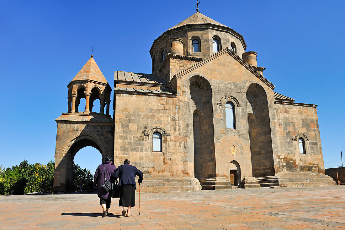 Armenian Apostolic Saint Hripsime Church, 7th century, city of Vagharshapat (Holy city of Etchmiadzin), UNESCO World Heritage Site, Yerevan, Armenia, Eurasia