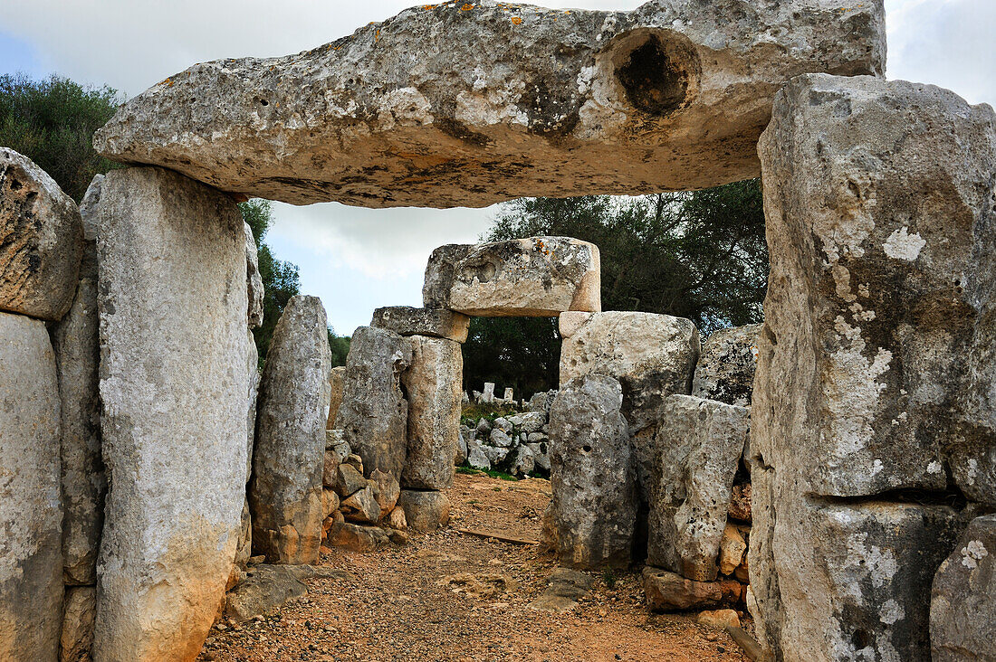 Südlicher Teil des Torre d'en Galmes, talayotische Fundstätte auf der Insel Menorca, Balearen, Spanien, Mittelmeer, Europa