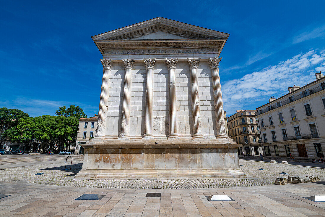 Das historische römische Maison Carree, UNESCO-Welterbe, Nîmes, Gard, Okzitanien, Frankreich, Europa