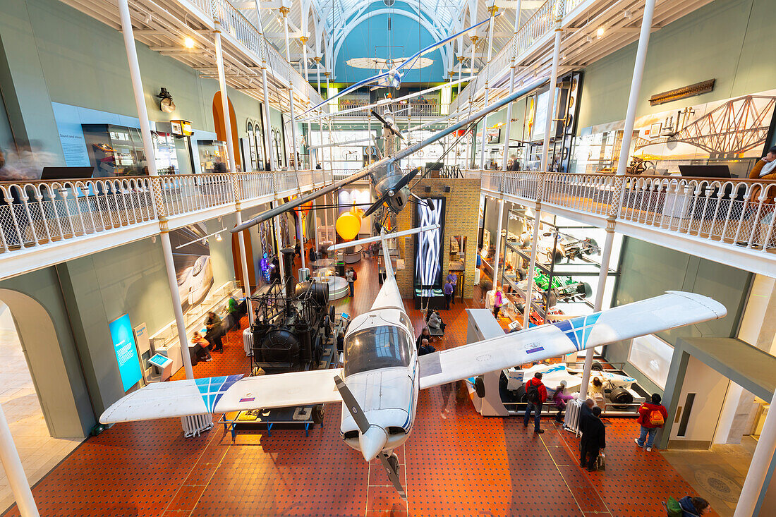 Science and Technology Gallery, National Museum of Scotland, Edinburgh, Schottland, Vereinigtes Königreich, Europa