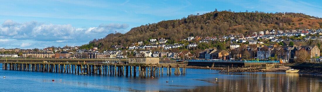 Panoramablick auf Gourock, Firth of Clyde, Inverclyde, Schottland, Vereinigtes Königreich, Europa