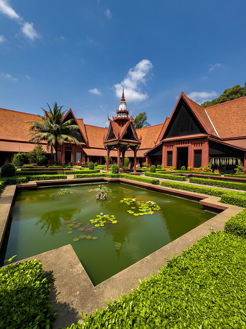 Exterior view of the National Museum of Cambodia, Phnom Penh, Cambodia, Indochina, Southeast Asia, Asia