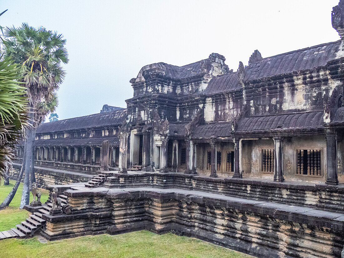 Angkor Wat, UNESCO-Weltkulturerbe, eine hinduistisch-buddhistische Tempelanlage bei Siem Reap, Kambodscha, Indochina, Südostasien, Asien