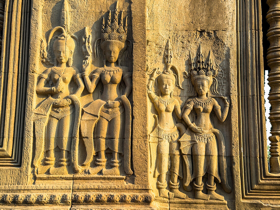 Angkor Wat, UNESCO-Weltkulturerbe, eine hinduistisch-buddhistische Tempelanlage bei Siem Reap, Kambodscha, Indochina, Südostasien, Asien