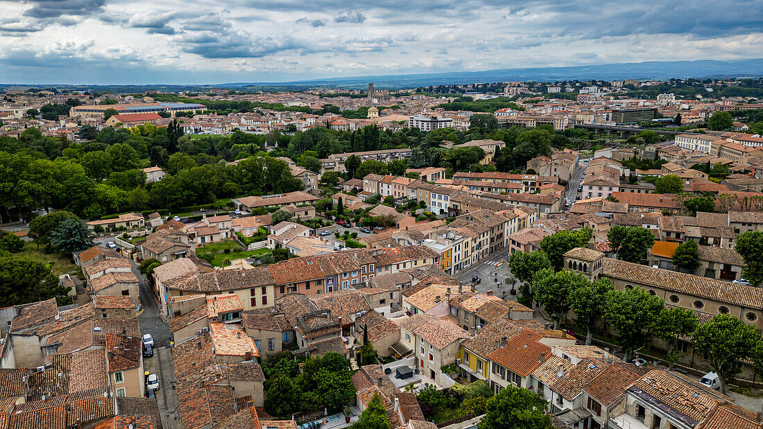 Blick von der Zitadelle über Carcassonne, Aude, Okzitanien, Frankreich, Europa