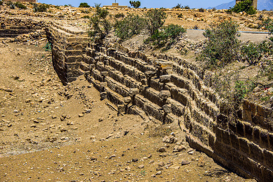 Alter Sahira-Damm in der prä-aksumitischen Siedlung von Qohaito (Koloe), Eritrea, Afrika