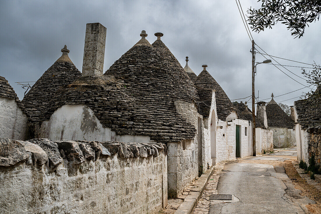 Trulli houses in Alberobello, UNESCO World Heritage Site, Apulia, Italy, Europe