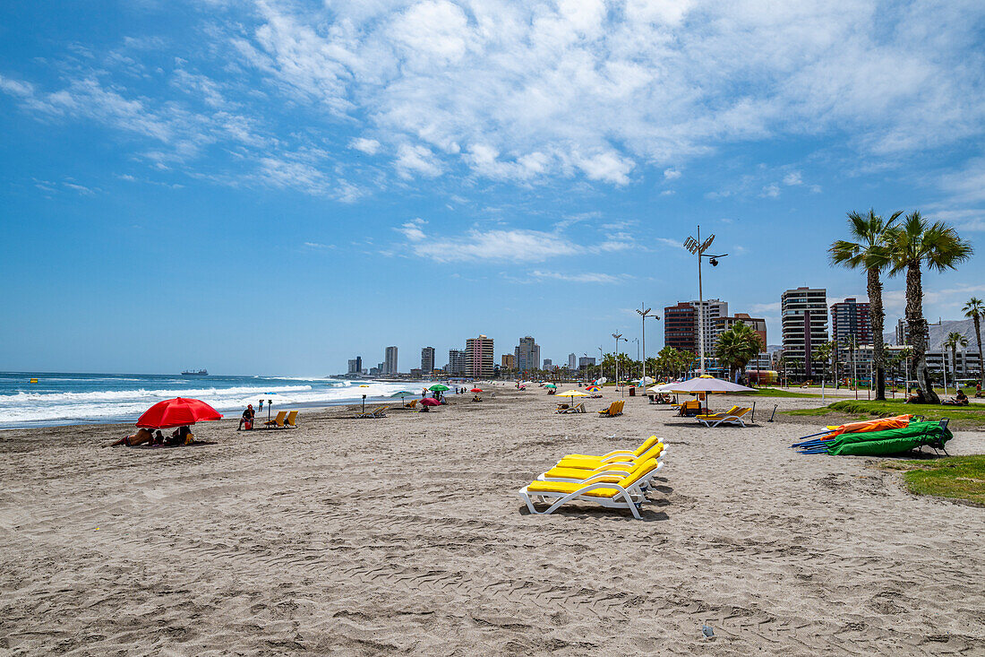 Strand von Iquique, Atacama-Wüste, Chile, Südamerika