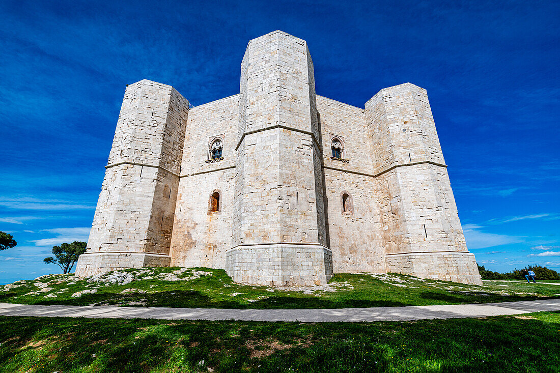 Castel del Monte, UNESCO World Heritage Site, Apulia, Italy, Europe