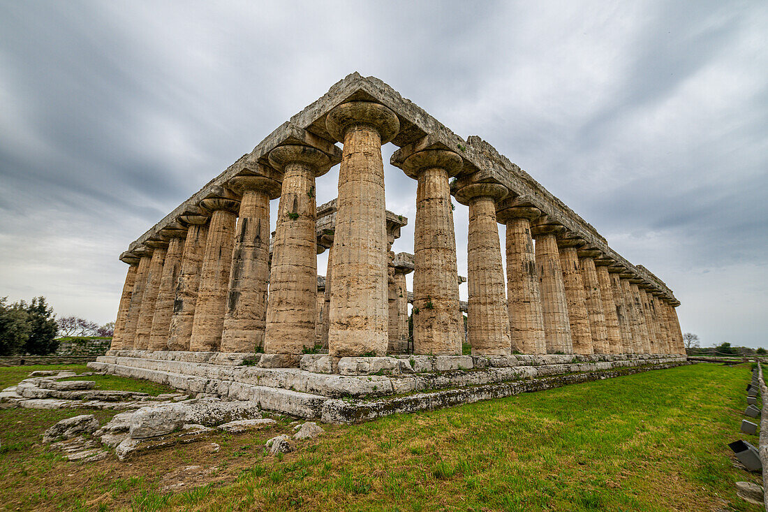 The Greek temples of Paestum, UNESCO World Heritage Site, Campania, Italy, Europe